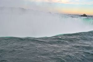 Sun just about to set over Niagara